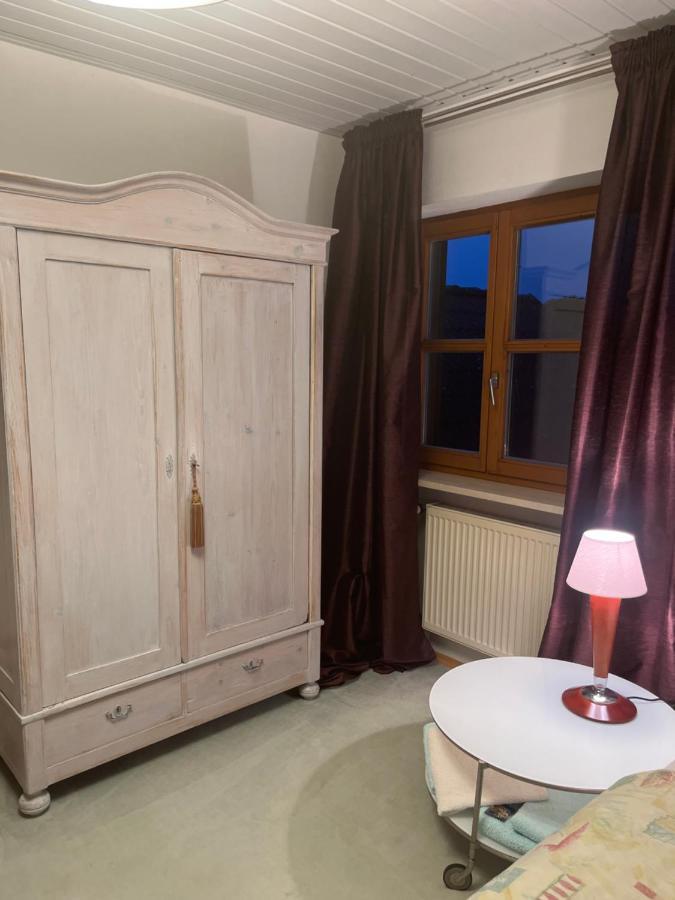 Zimmer Zum Wohlfuehlen Eching  Exteriör bild