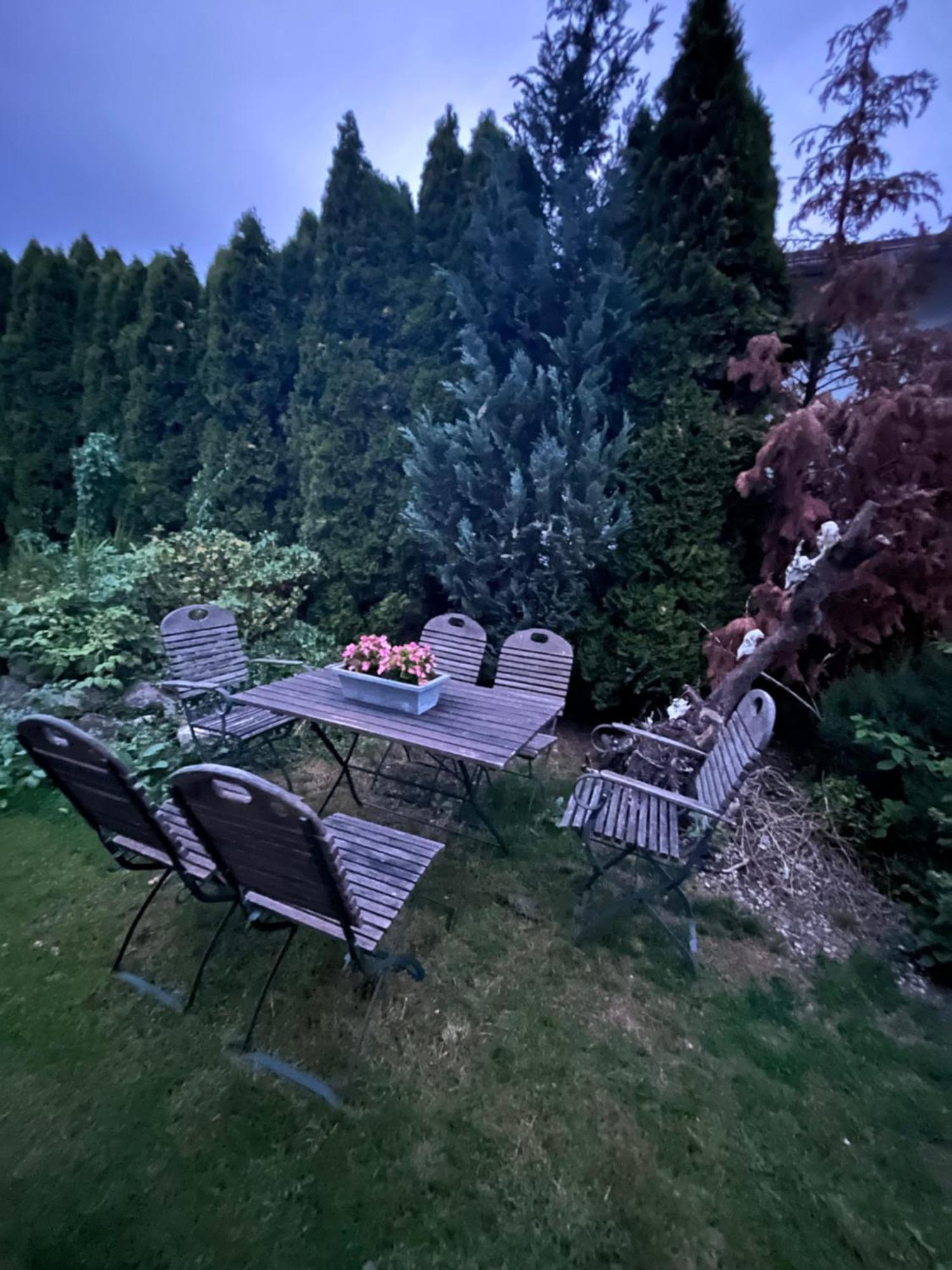 Zimmer Zum Wohlfuehlen Eching  Exteriör bild