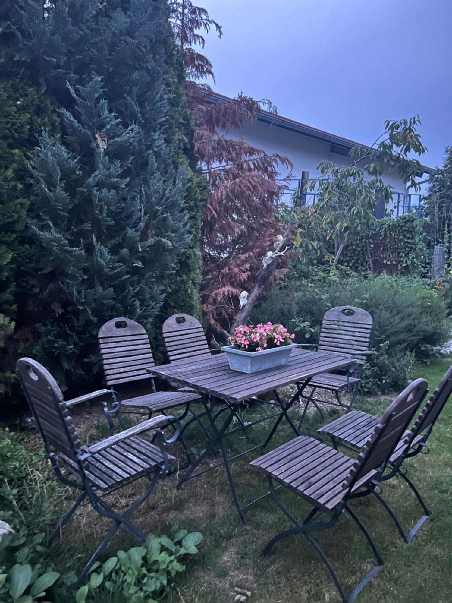 Zimmer Zum Wohlfuehlen Eching  Exteriör bild